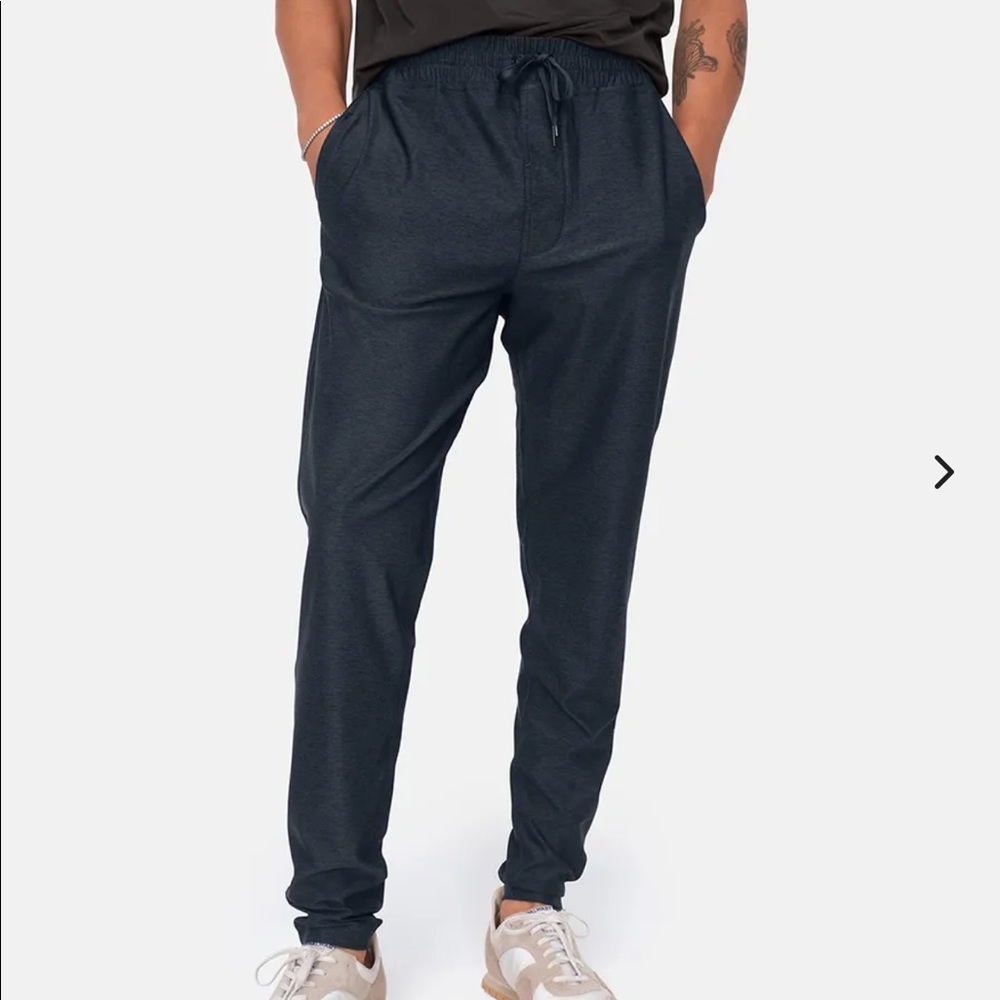 Outdoor Voices Sunday sweatpant in charcoal